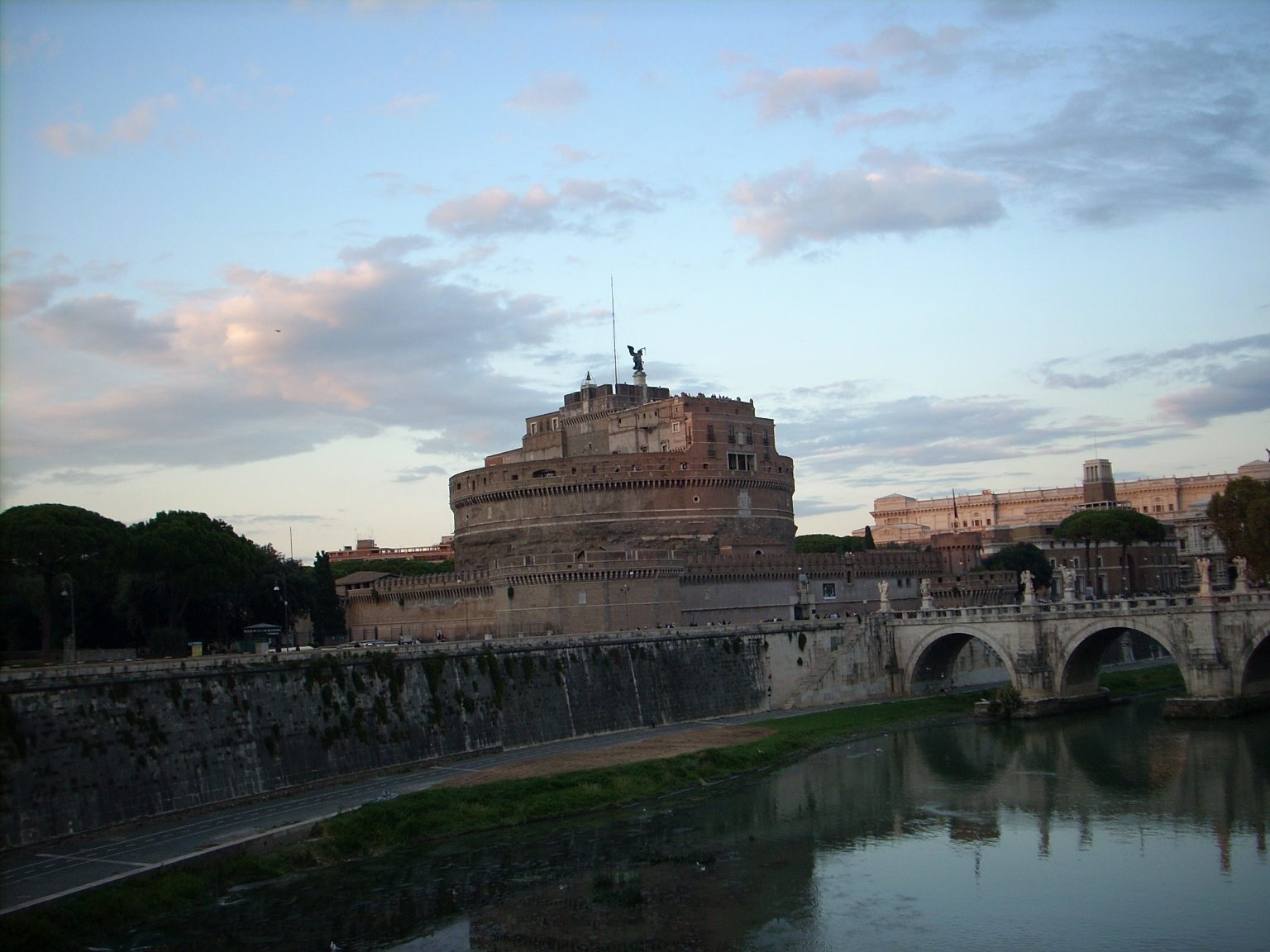 Castel%20Sant%27Angelo%2C%20Rome%20-%2001.jpg